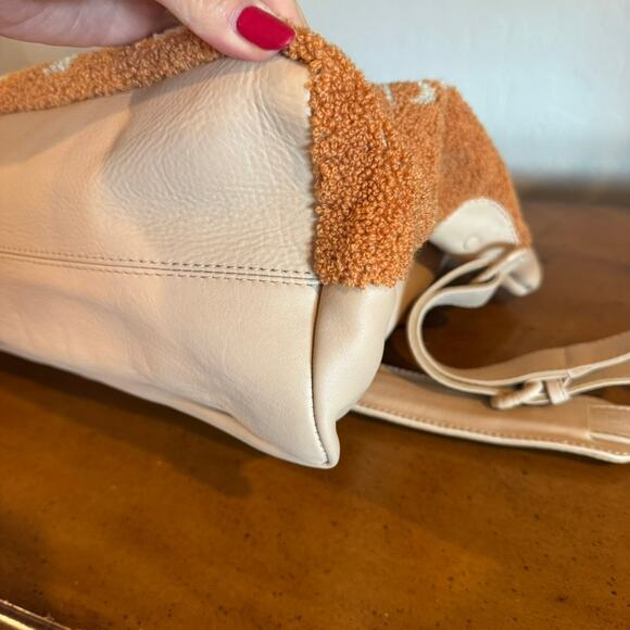 CLEOBELLA Breezy Palms Weekend Bag NWT Moccasin Sold Out - Picture 12 of 16